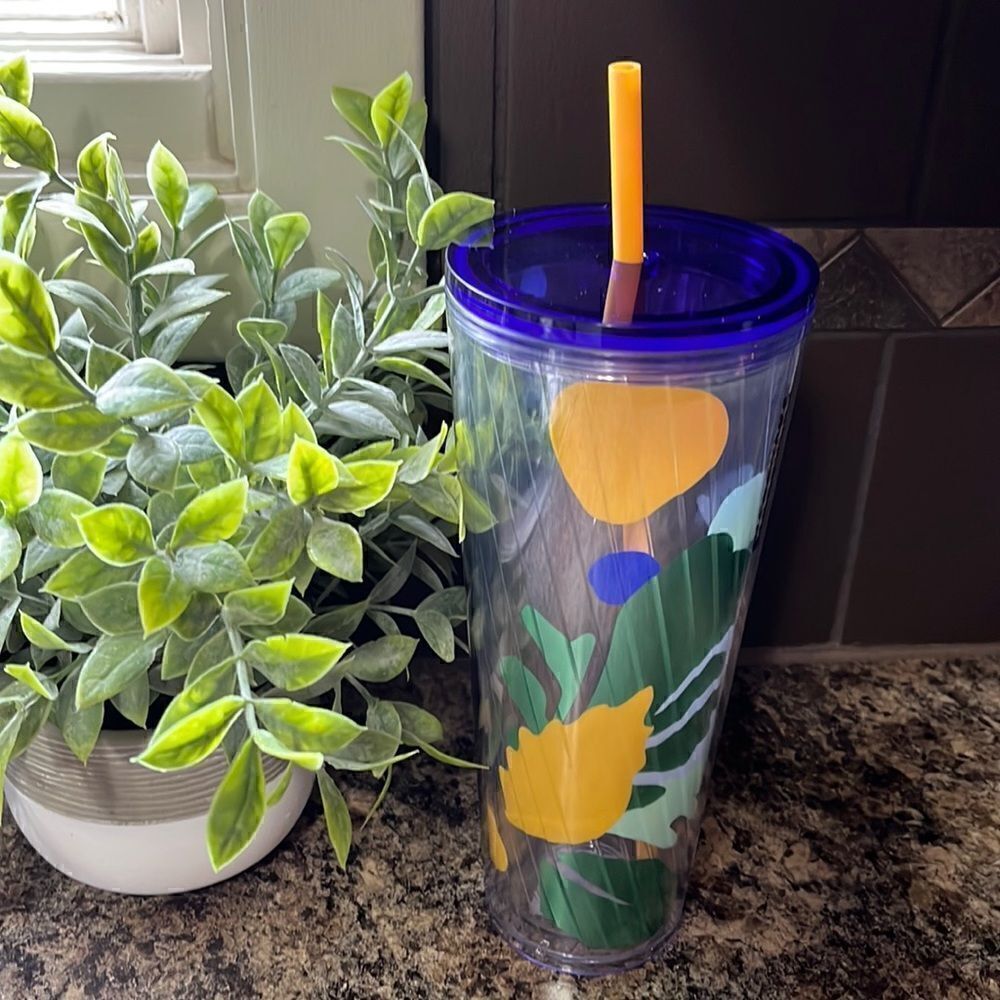NWT Starbucks 24 ounce Cup